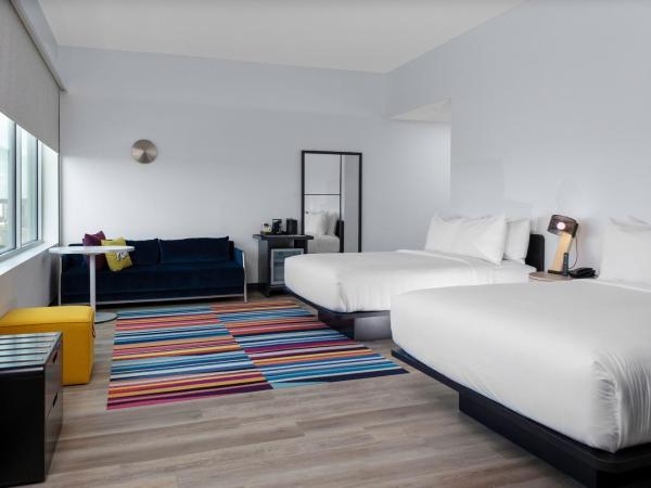 Aloft Orlando Lake Buena Vista : photo 1 de la chambre chambre plus spacieuse avec 2 lits queen-size