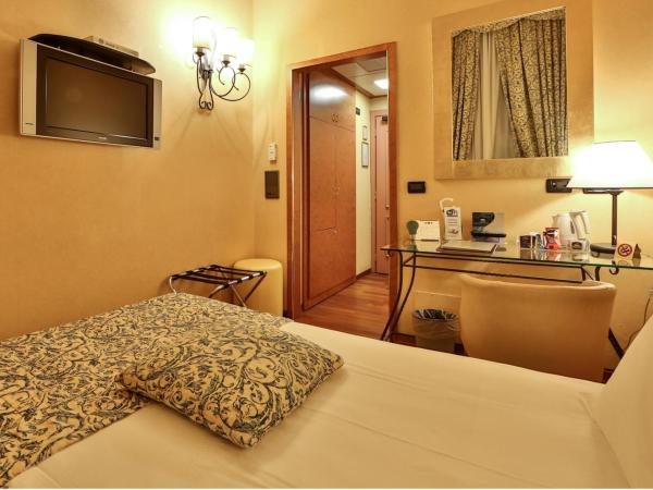 Best Western Plus Hotel Genova : photo 9 de la chambre chambre simple classique