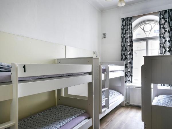 Hostel Diana Park : photo 3 de la chambre lit simple dans dortoir mixte de 8 lits