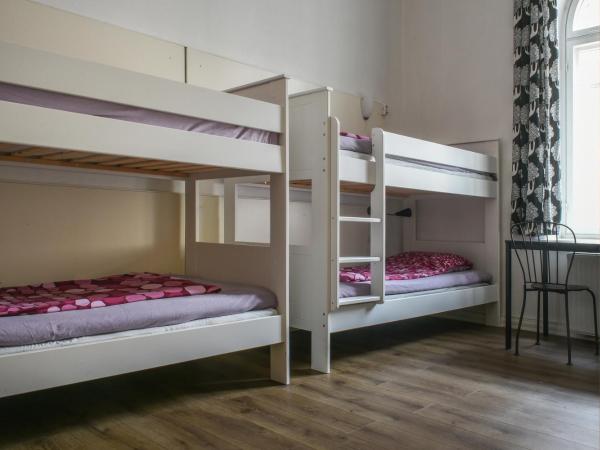 Hostel Diana Park : photo 4 de la chambre lit simple dans dortoir pour femmes de 6 lits