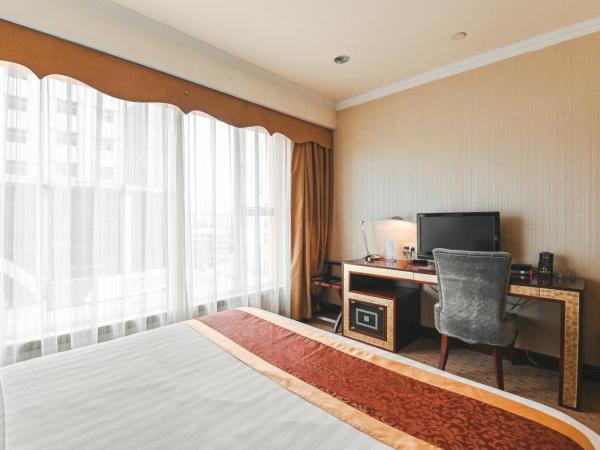 Royal Plaza Hotel : photo 3 de la chambre chambre lit king-size supérieure