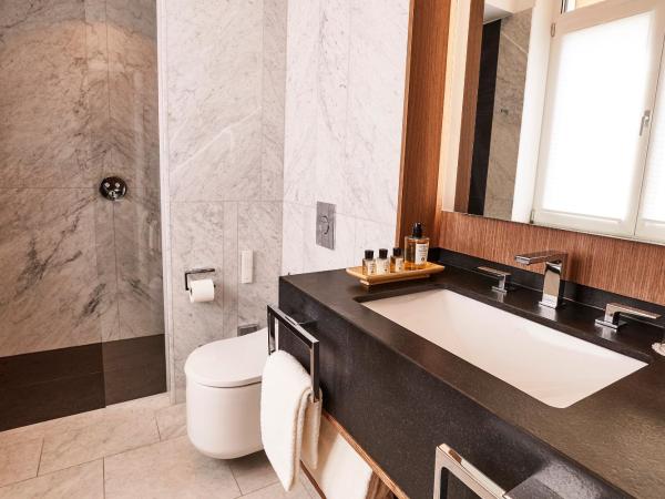 Steigenberger Icon Parkhotel Düsseldorf : photo 7 de la chambre chambre deluxe