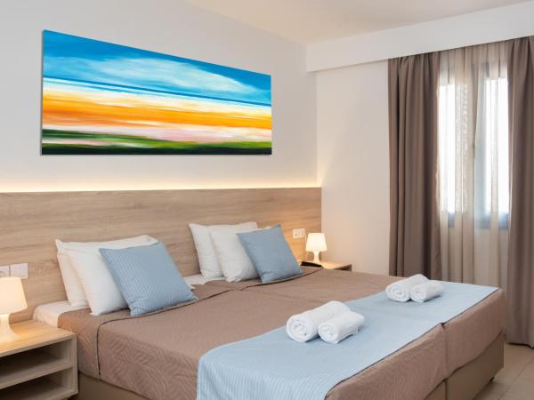 Sunshine Village Hotel : photo 1 de la chambre suite junior - vue sur jardin