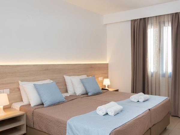 Sunshine Village Hotel : photo 2 de la chambre chambre familiale