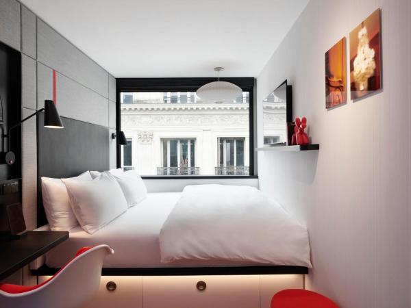 citizenM Paris Opera : photo 1 de la chambre chambre lit king-size