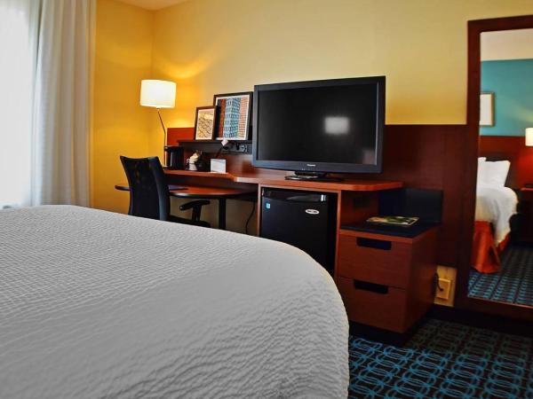 Fairfield Inn Charlotte Northlake : photo 5 de la chambre chambre deluxe avec 2 lits queen-size