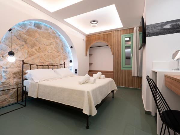 Sartori Concept Hotel : photo 1 de la chambre chambre triple avec salle de bains privative