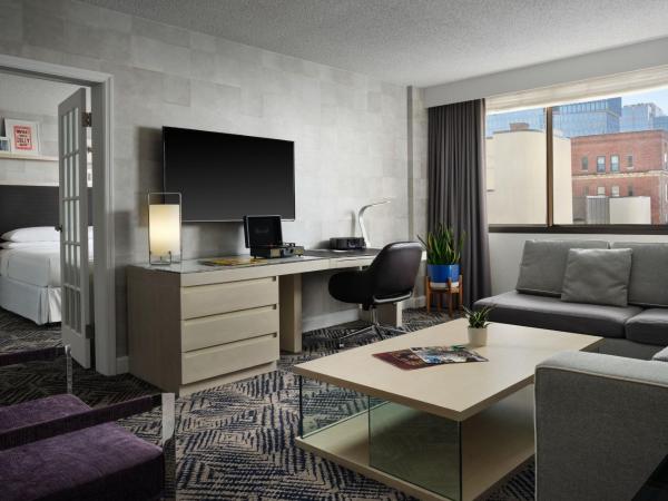 Sheraton Grand Nashville Downtown : photo 6 de la chambre suite exécutive, 1 lit king-size