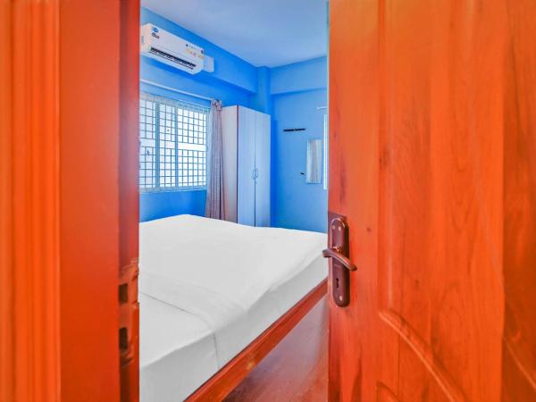 Sri Sai Guru Comforts : photo 1 de la chambre chambre double standard