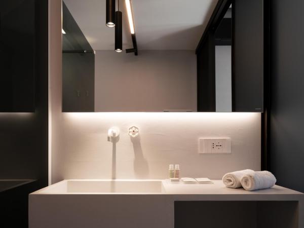 The Grey : photo 9 de la chambre chambre double deluxe avec baignoire