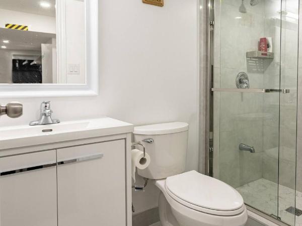 Simple & Tidy Private Rooms : photo 5 de la chambre chambre double avec toilettes communes