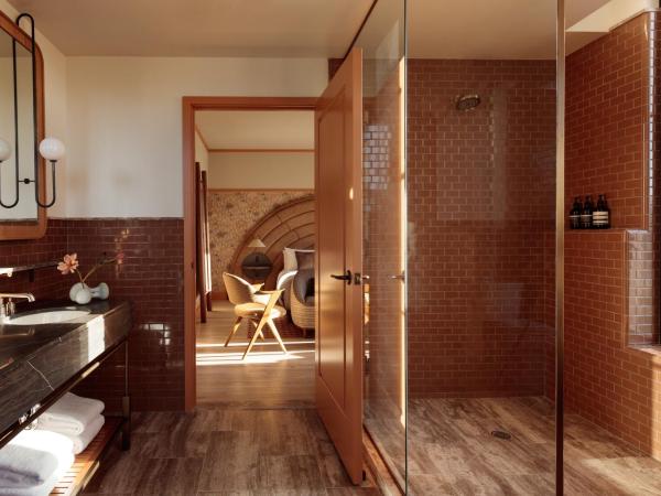 Santa Monica Proper Hotel, a Member of Design Hotels : photo 1 de la chambre chambre lit queen-size deluxe - landmark