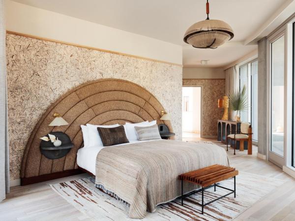 Santa Monica Proper Hotel, a Member of Design Hotels : photo 2 de la chambre suite lit king-size premier