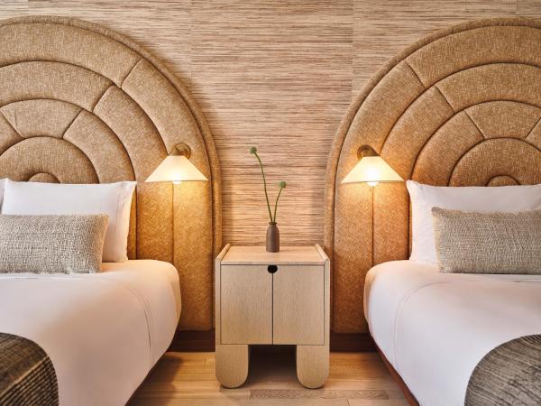 Santa Monica Proper Hotel, a Member of Design Hotels : photo 3 de la chambre chambre deluxe avec 2 lits queen-size