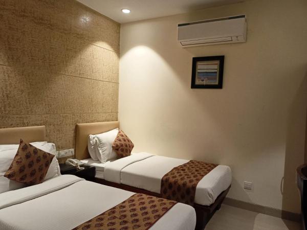 Cosy Grand, Near Chanakyapuri, Embassy Area : photo 10 de la chambre chambre deluxe double ou lits jumeaux