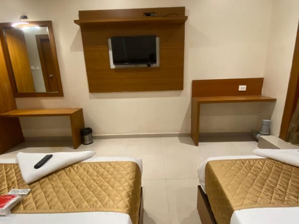 Hotel BKC Inn - Near Trade Center, Visa Consulate : photo 10 de la chambre chambre quadruple deluxe