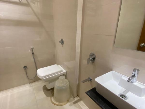 Hotel BKC Inn - Near Trade Center, Visa Consulate : photo 8 de la chambre chambre triple deluxe