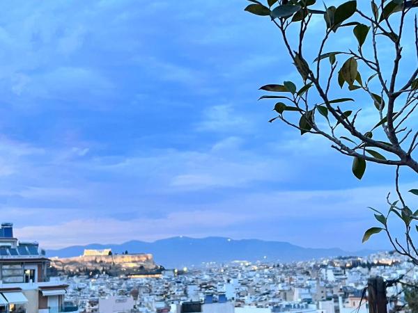sky inn with great location wonderful Acropolis view in Neos kosmos : photo 9 de la chambre chambre double
