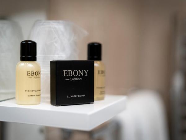 Amsterdam Hotel Brighton Seafront : photo 3 de la chambre suite chambre double - sous-sol