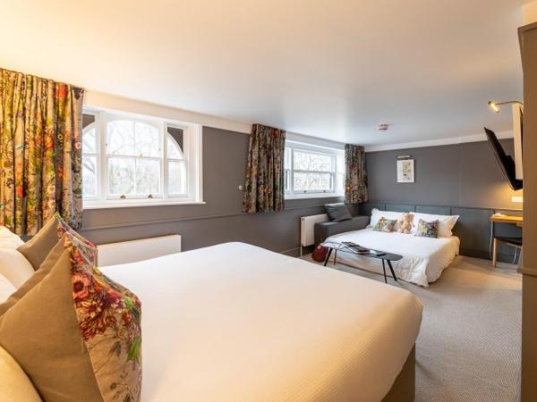 The Goodenough Hotel London : photo 5 de la chambre chambre familiale avec vue sur la cour