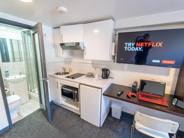 STAY SA Equipped Studios 10 mins from City centre and next to UOB! : photo 2 de la chambre studio