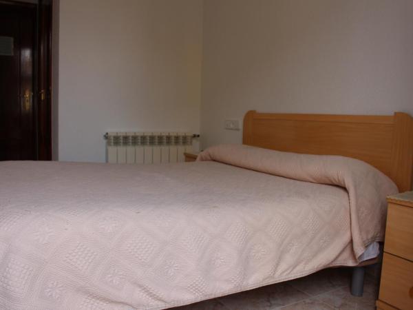 Hostal Casanova : photo 6 de la chambre chambre double