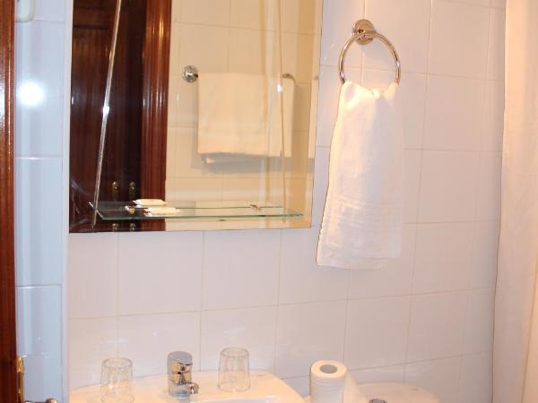 Hostal Casanova : photo 8 de la chambre chambre double