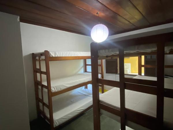 pousada vida de Búzios recanto : photo 2 de la chambre lit simple dans dortoir pour femmes