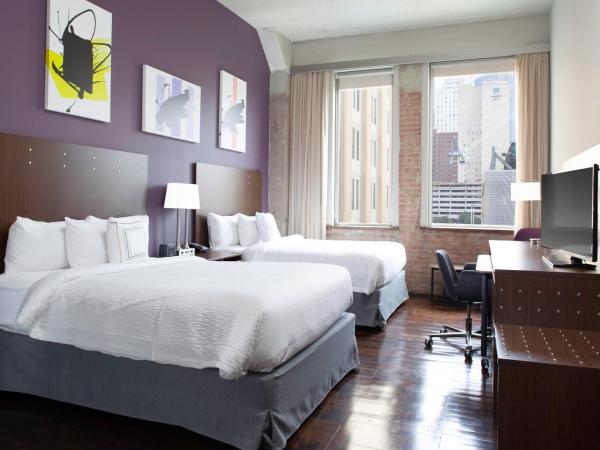 Fairfield Inn & Suites by Marriott Dallas Downtown : photo 2 de la chambre chambre 2 lits queen-size