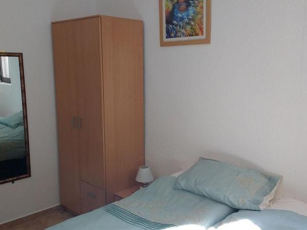 Apartments and rooms by the sea Stara Novalja, Pag - 6303 : photo 9 de la chambre appartement 2 chambres avec terrasse et vue sur la mer