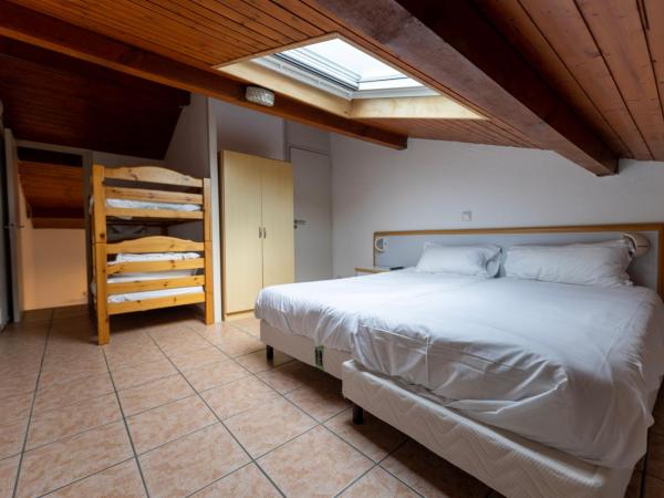 Mer et Golf : photo 10 de la chambre appartement en duplex (4 adultes + 2 enfants) - vue sur golf