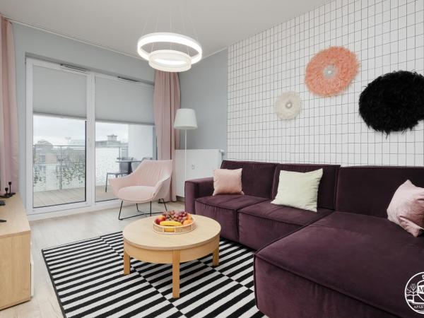 Nadmorskie Tarasy-Spa&Art Bali, free parking -Apartments M&M : photo 2 de la chambre apartment with balcony and beach equipement