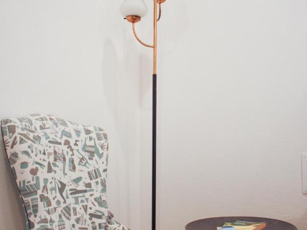 Sa Prazza GuestHouse : photo 5 de la chambre chambre double avec salle de bains privative