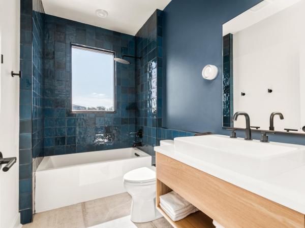 The Eighteen by Locale : photo 10 de la chambre bunkroom penthouse, 2.5 bath