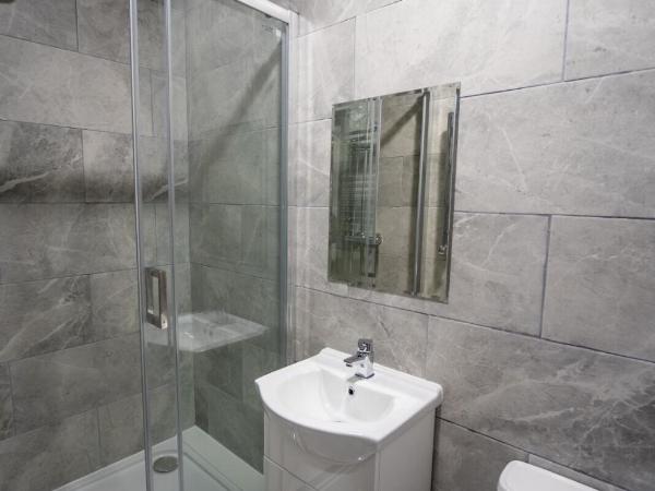 FREE PARKING Cosy Studios close to city and QE and UOB! : photo 10 de la chambre studio