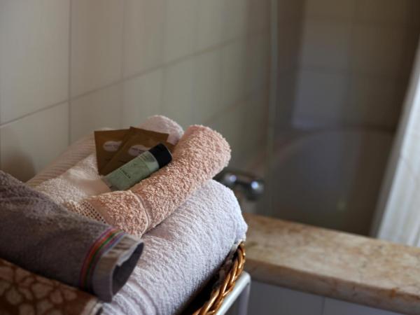 Agriturismo alle Torricelle : photo 7 de la chambre chambre double avec salle de bains privative