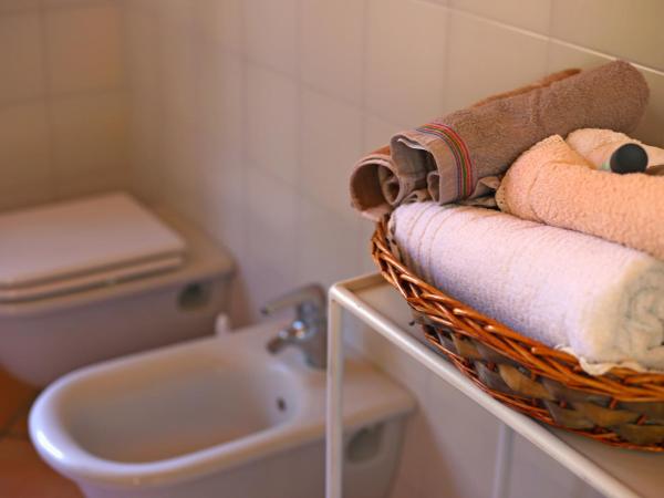 Agriturismo alle Torricelle : photo 6 de la chambre chambre double avec salle de bains privative