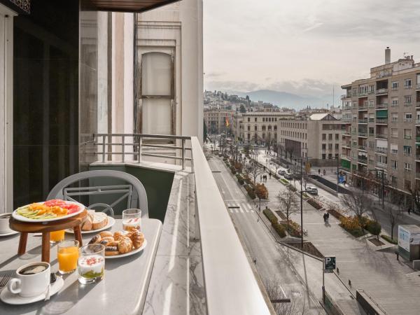 Hotel Macià Cóndor : photo 5 de la chambre chambre double ou lits jumeaux avec terrasse