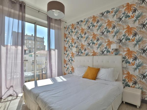 Brit Hotel Marbella : photo 1 de la chambre chambre double avec balcon