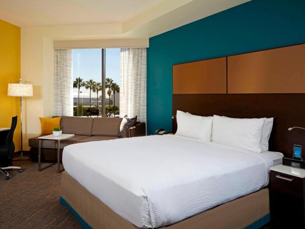 Residence Inn by Marriott Los Angeles LAX/Century Boulevard : photo 3 de la chambre studio lit king-size