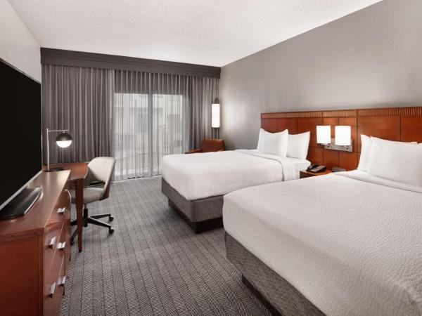 Courtyard by Marriott Memphis Airport : photo 1 de la chambre chambre double avec 2 lits doubles