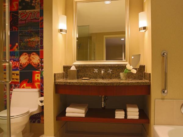 Renaissance Las Vegas Hotel : photo 4 de la chambre chambre lit king-size