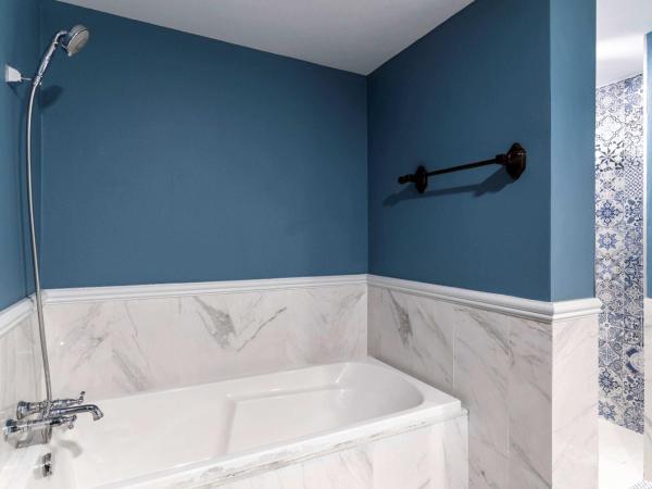 Away Chiang Mai Thapae Resort A Vegan Retreat - SHA Extra Plus : photo 9 de la chambre suite