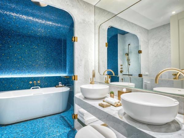 Matild Palace, a Luxury Collection Hotel : photo 6 de la chambre chambre lit king-size deluxe - vue sur ville