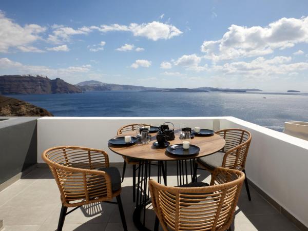 Allure Breeze Suites : photo 8 de la chambre family suite with outdoor heated jetted tub