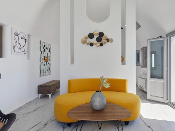 Allure Breeze Suites : photo 8 de la chambre honeymoon suite with outdoor heated jetted tub