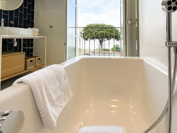 Le Mouillage : photo 3 de la chambre suite junior familiale