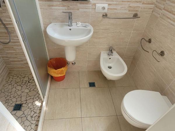 Hotel Santiago : photo 5 de la chambre chambre double standard