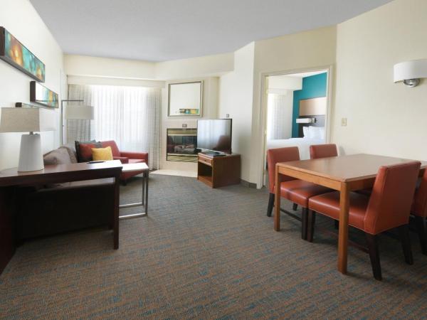 Residence Inn Dallas Park Central : photo 1 de la chambre suite 2 chambres