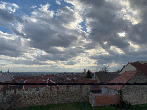 Várfal Wellness Panzió : photo 6 de la chambre chambre deluxe